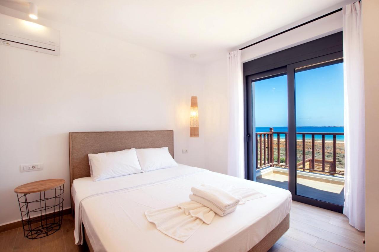 Cato Agro 5, Seafront Villa With Private Pool Afiartis Exterior photo